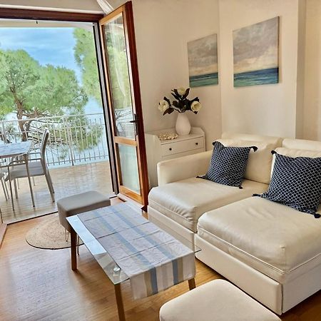 Apartment Mit Meerblick Am Strand Costa Azzura غرادو المظهر الخارجي الصورة