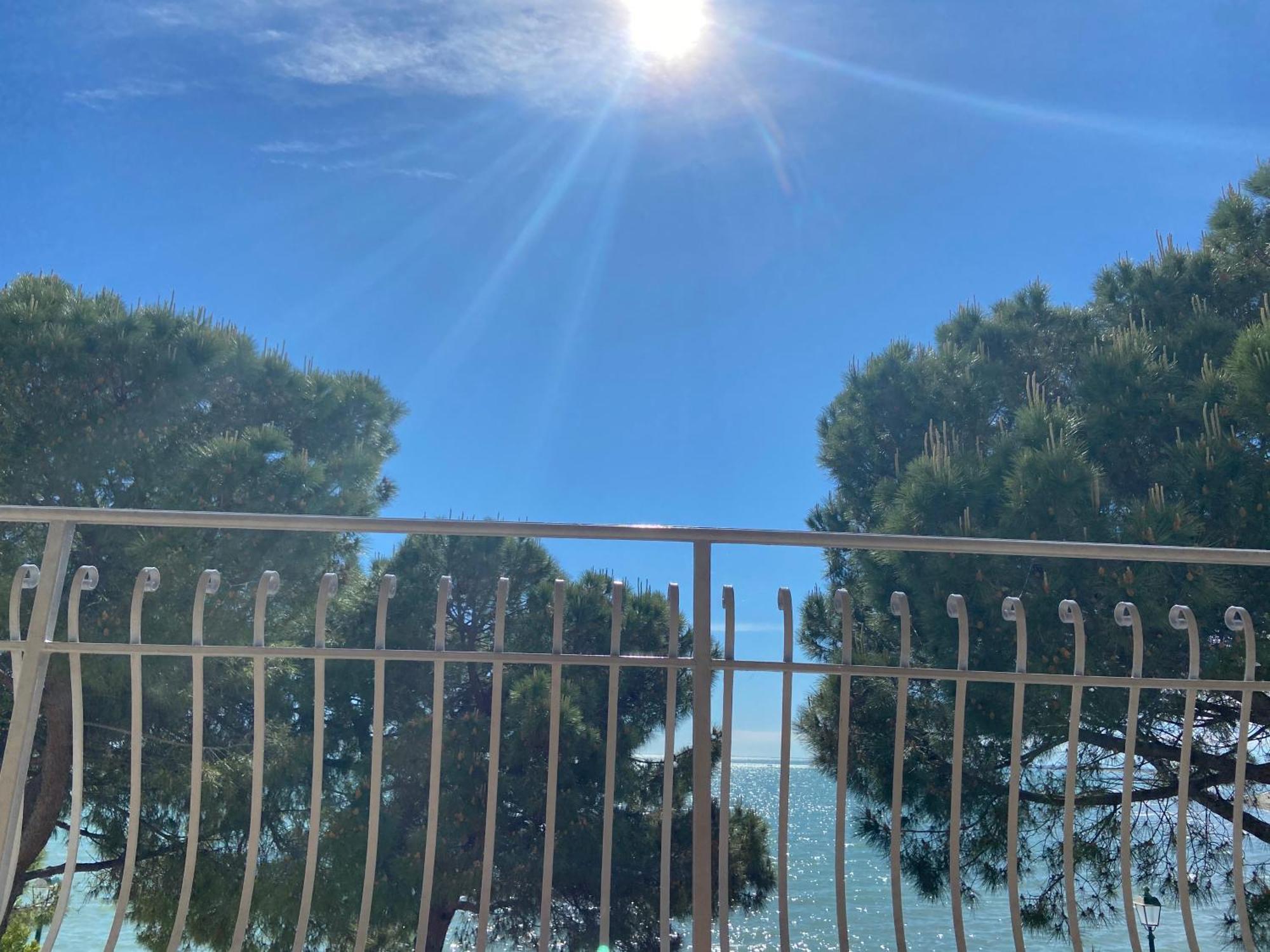 Apartment Mit Meerblick Am Strand Costa Azzura غرادو المظهر الخارجي الصورة